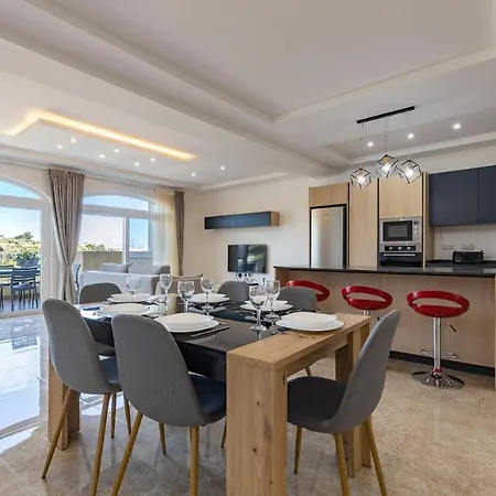 Διαμέρισμα Gozo - With Stunning Views & Shared Pool Xagħra