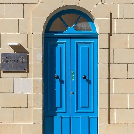 Scenic Gozo Apartment & Shared Pool *