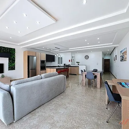 Scenic Gozo Apartment & Shared Pool *