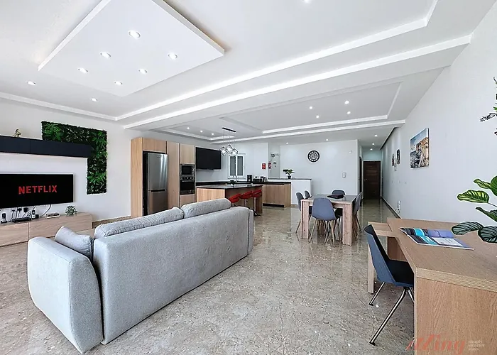 Scenic Gozo & Shared Pool *